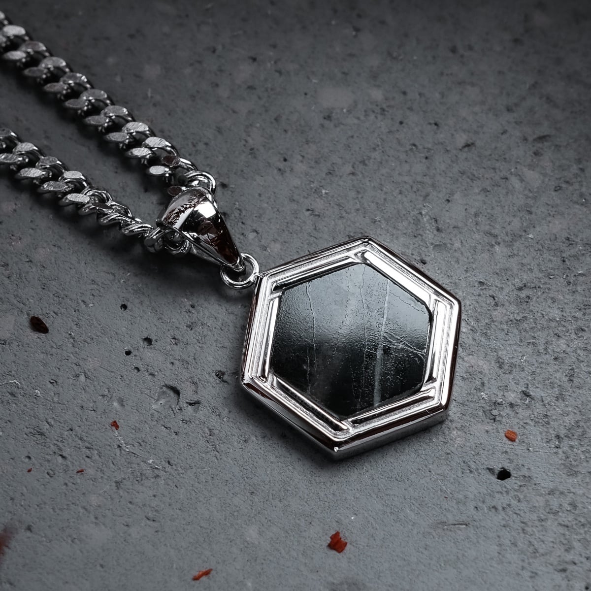 Axis Necklace (Marble/Silver) | Holzkern