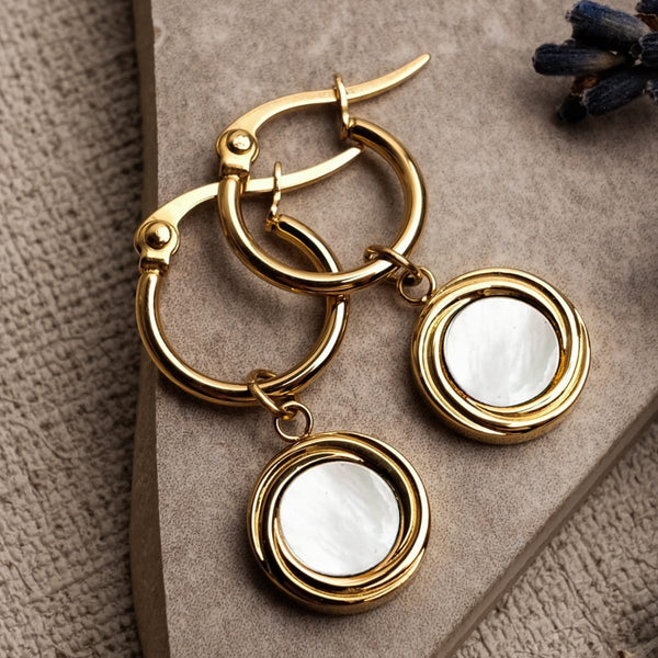 Boucles d'Oreilles Zendala (Nacre blanche/or mat)