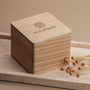 Boîte de rangement en bois "Wood Core Single-Box" avec un design naturel et minimaliste.