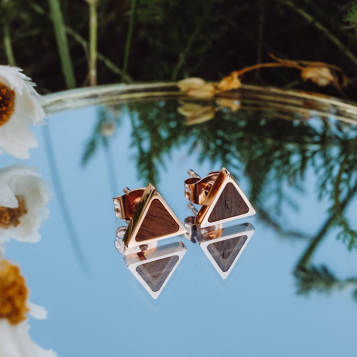 Scale Earrings: Elegant triangular walnut and rose gold earrings reflecting natural beauty.