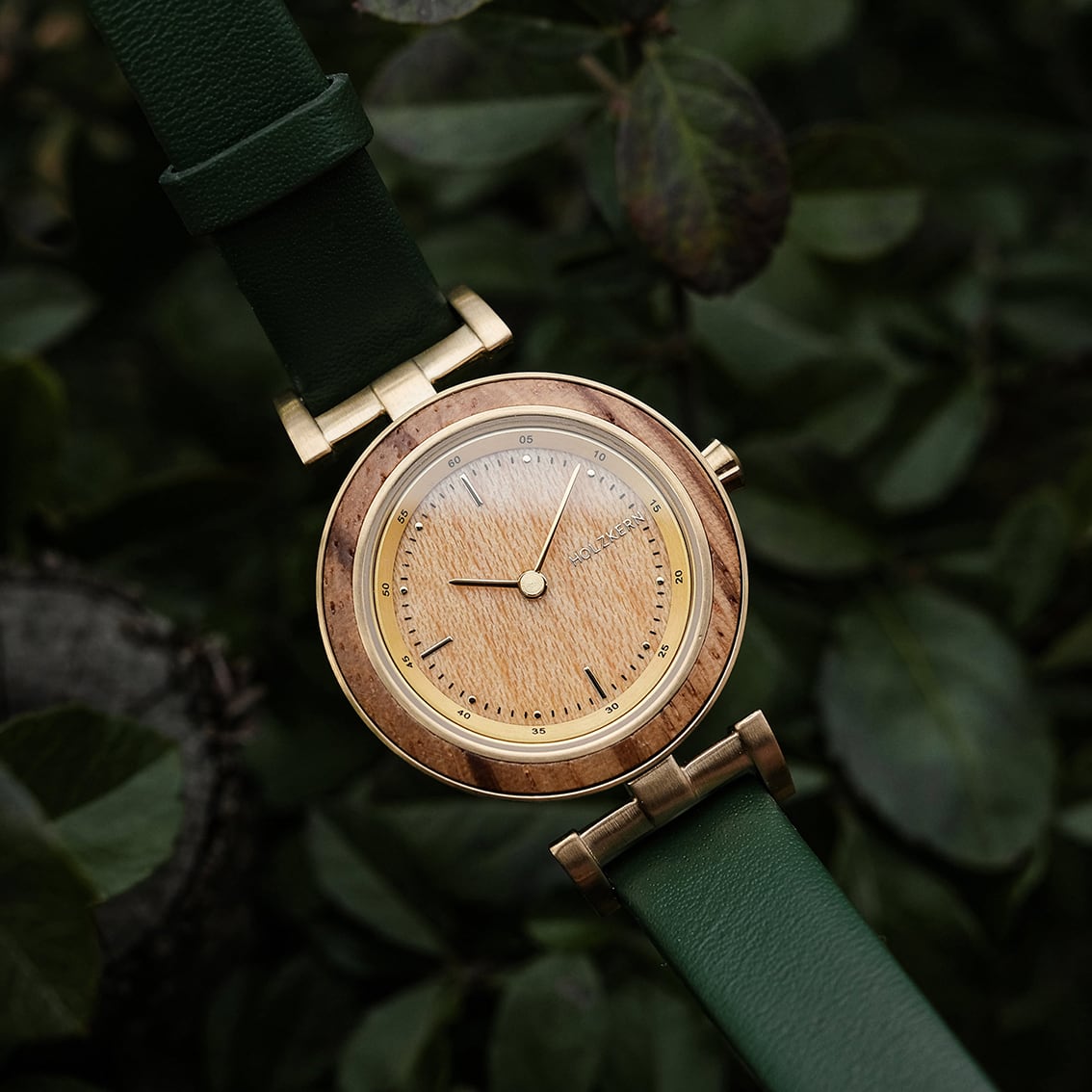 Laura (Zebrawood/Oak) | Holzkern Wood Watches