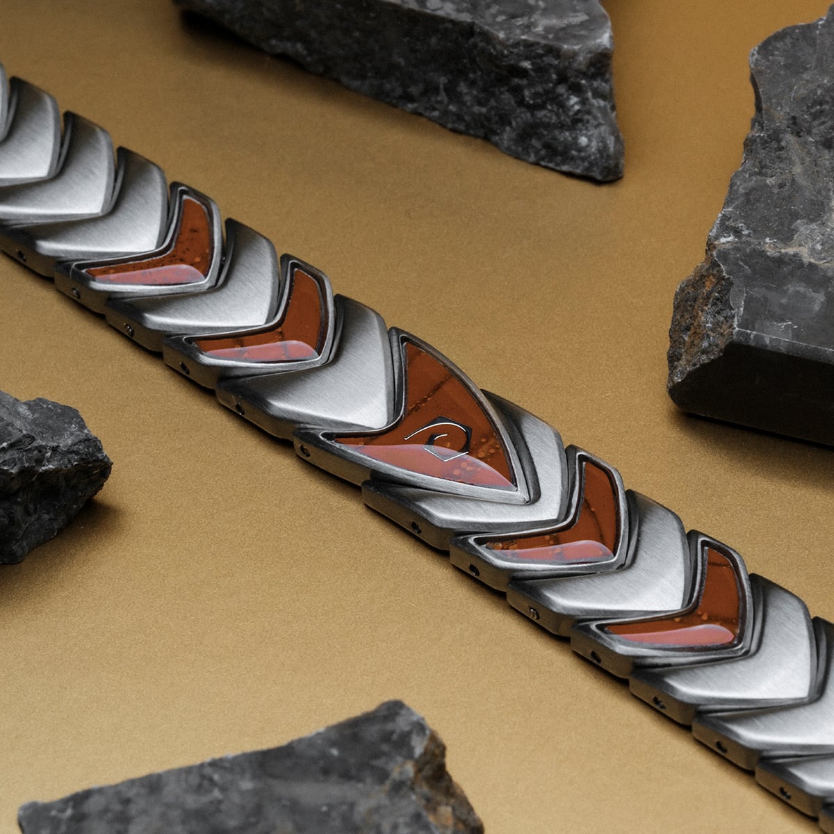 Operations (Jasper/Silver) – Holzkern