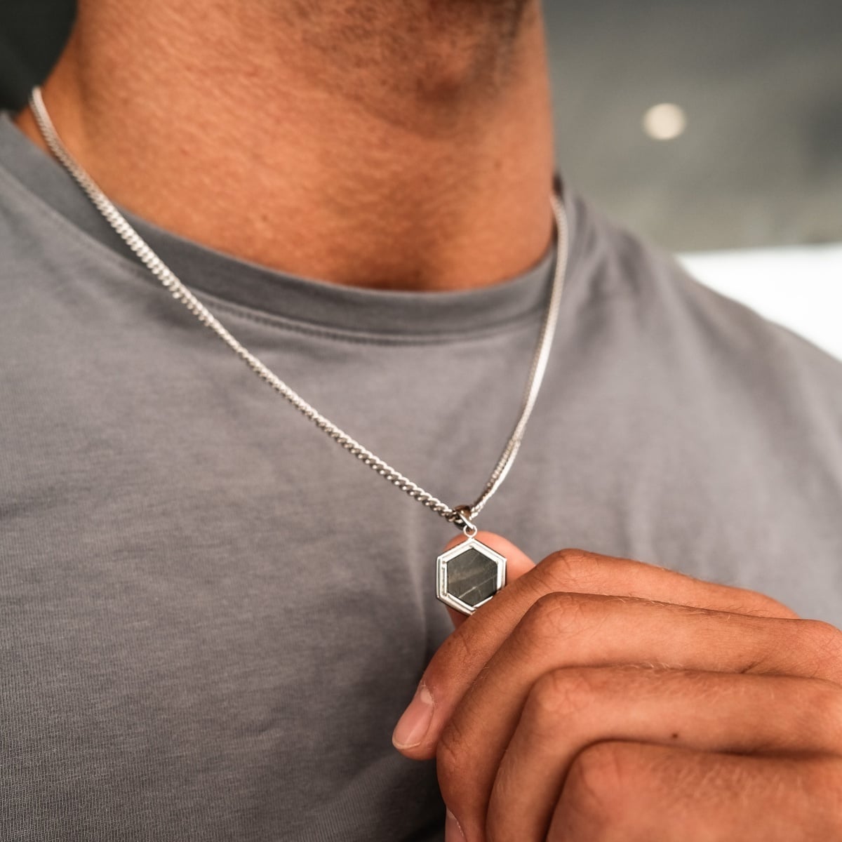 Axis Necklace (Marble/Silver) | Holzkern
