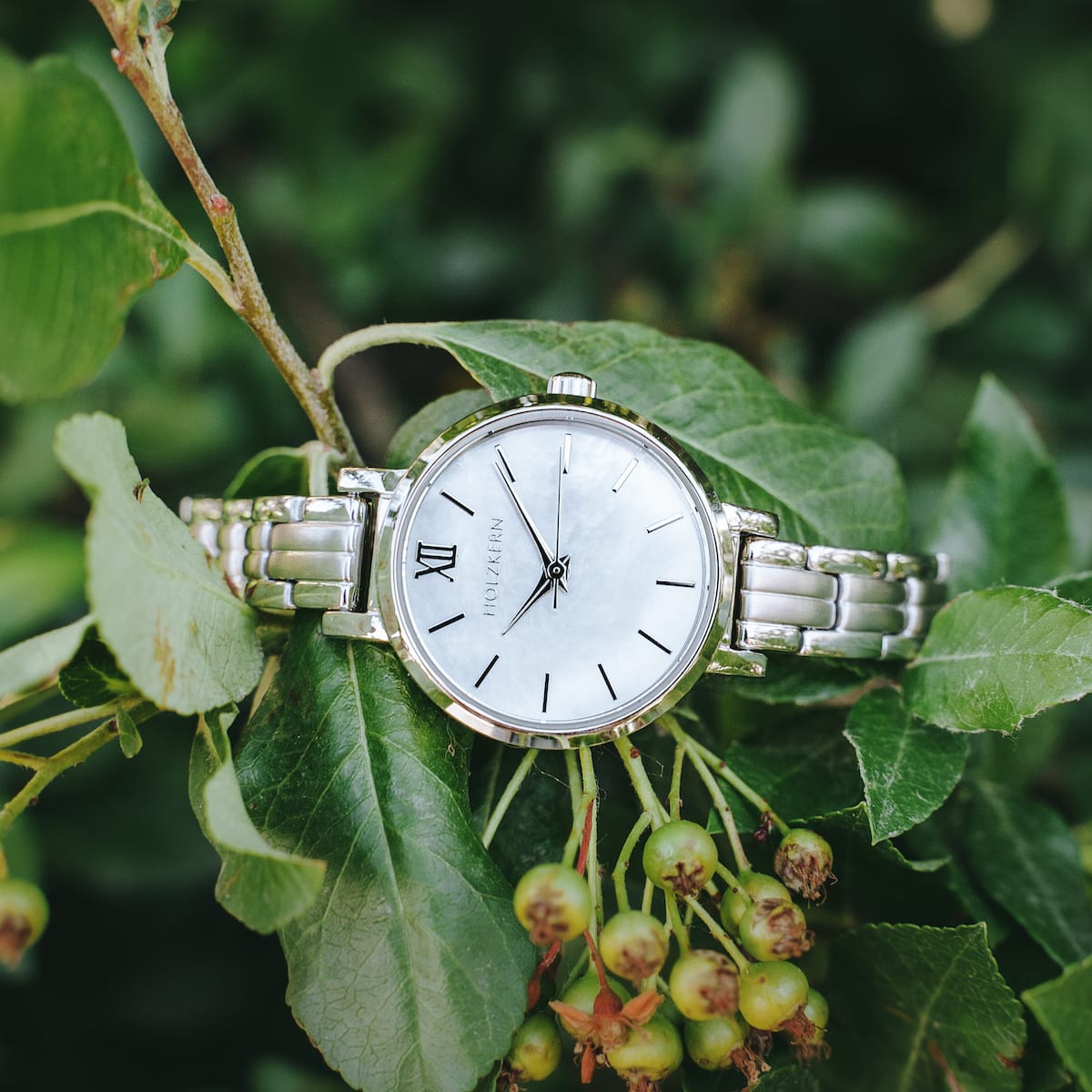 Skadi (Mother-of-pearl/Silver) | Holzkern Wood Watches