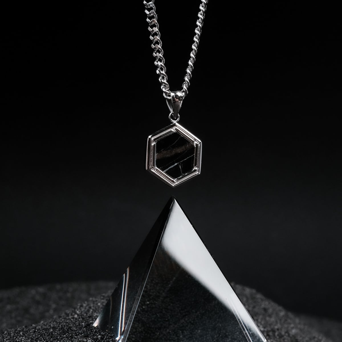 Axis Necklace (Marble/Silver) | Holzkern