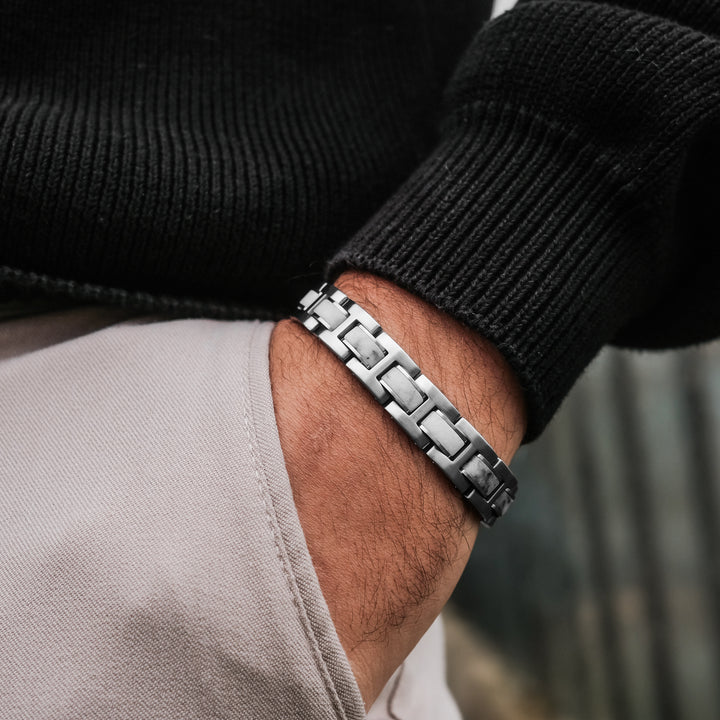 Forte (Marble/Silver)