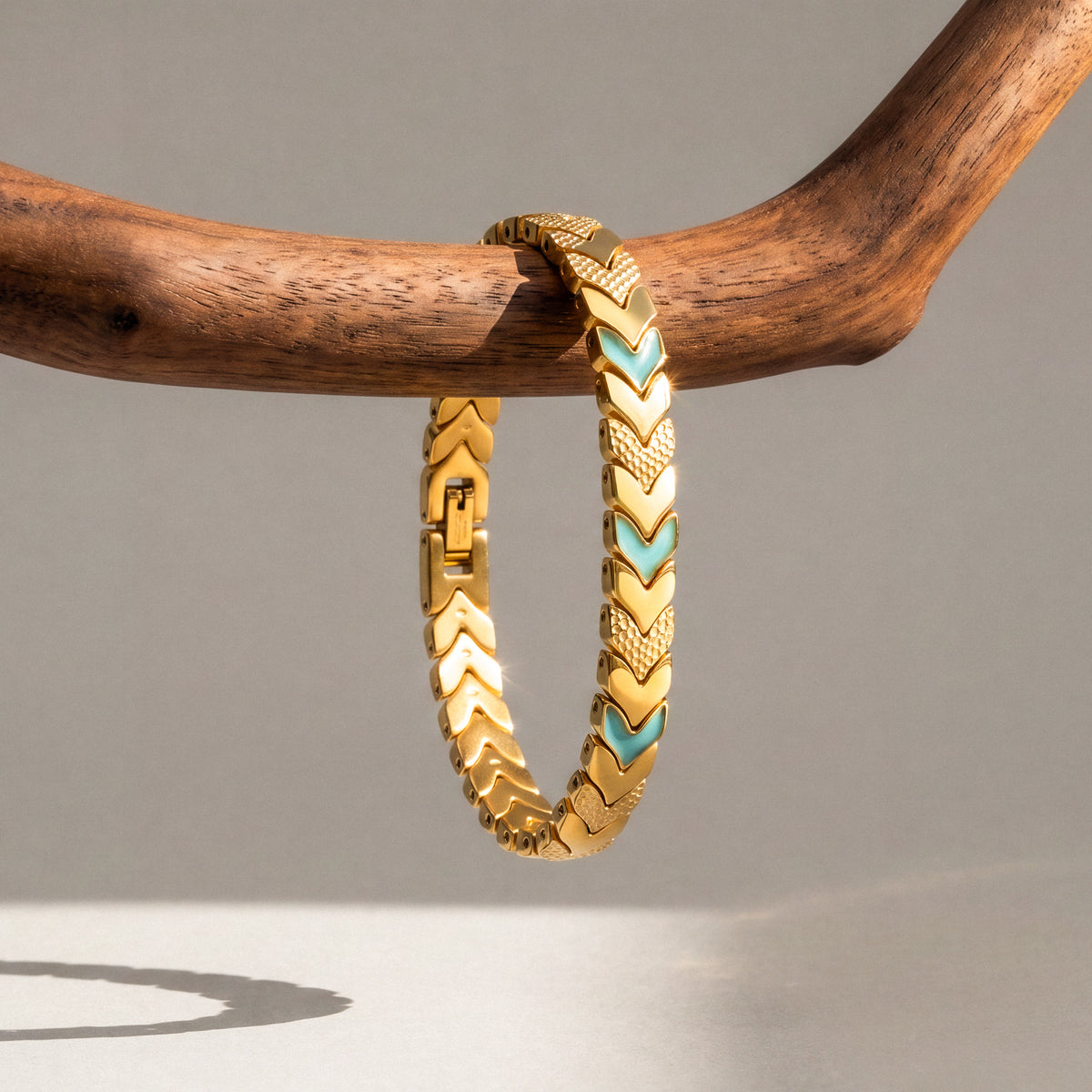 Alula (Aquamarine/Gold)