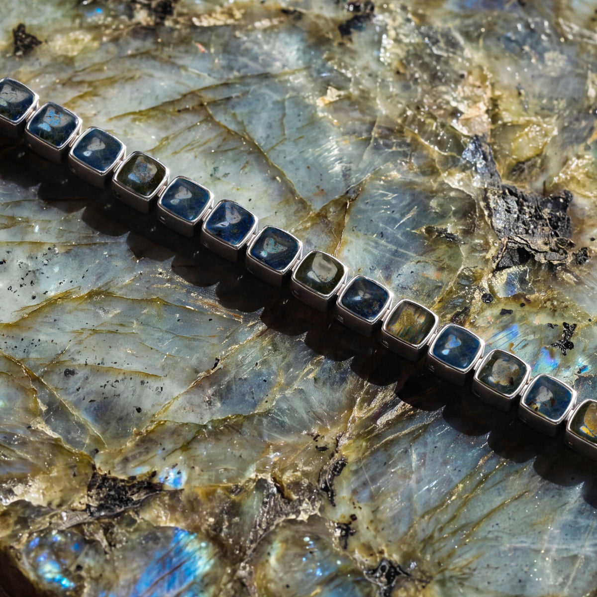 Peppered Armband (Labradorit/Silber)