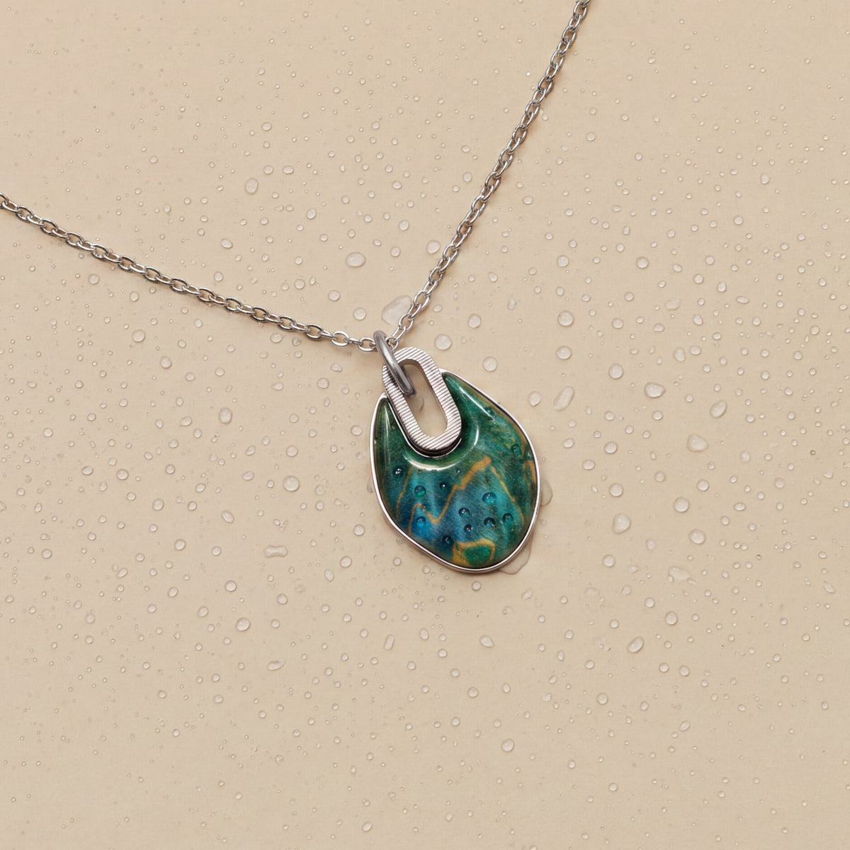 Truecolors Necklace (Burr Walnut/Silver)