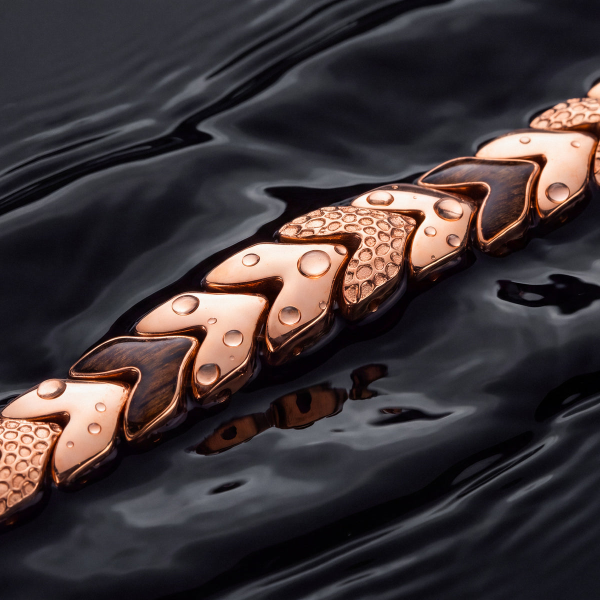Alula (Walnut/Rose Gold)