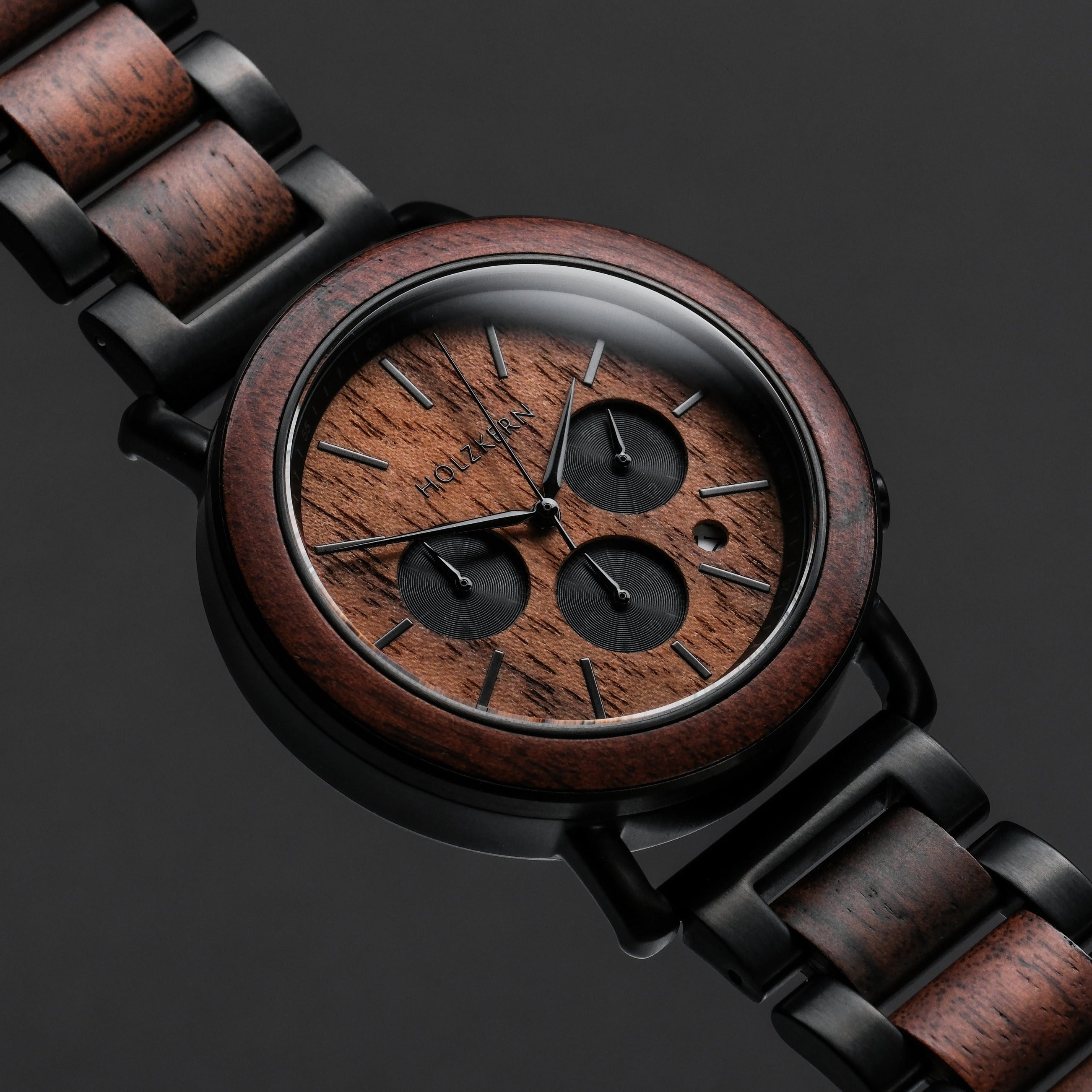 Dusk (Walnut/Black) | Holzkern Wood Watches