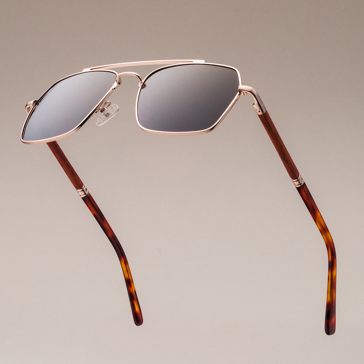 "The Professor I", stylish sunglasses in Padauk and Matte Gold with a modern design.