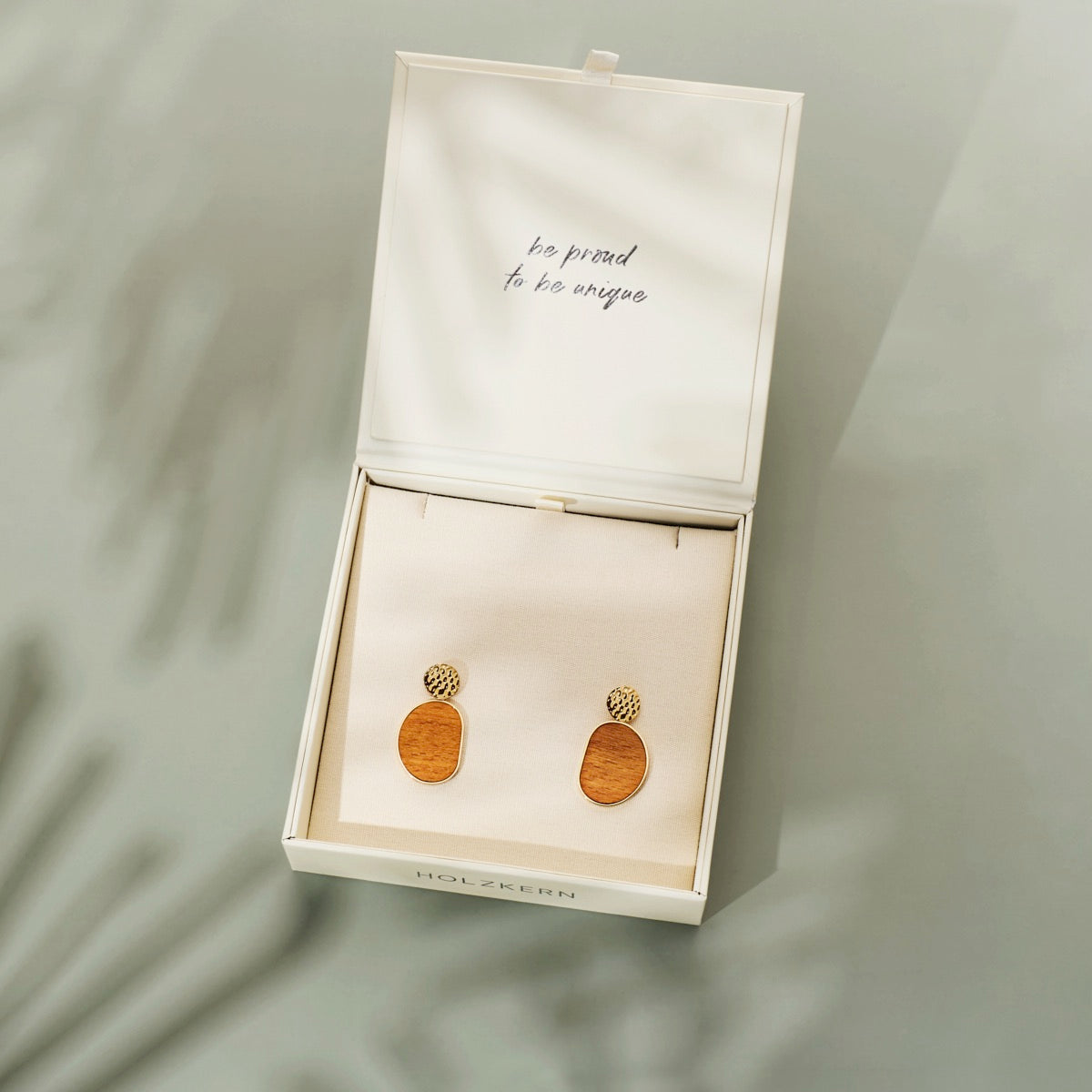Sequoia Earrings (Walnut/Gold) I